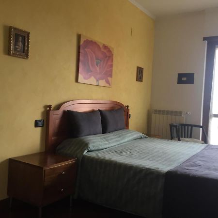 菲乌米奇诺Bb Nuova Fiera Di Roma住宿加早餐旅馆 外观 照片